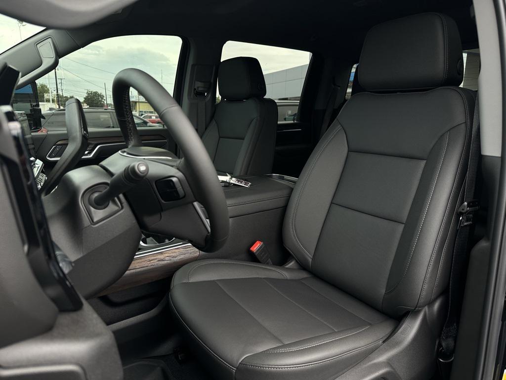 new 2025 GMC Sierra 2500 car, priced at $74,100