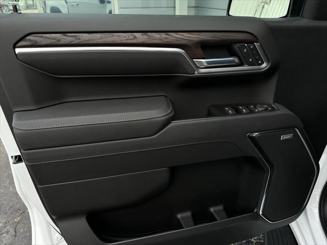 new 2025 GMC Sierra 1500 car, priced at $53,264