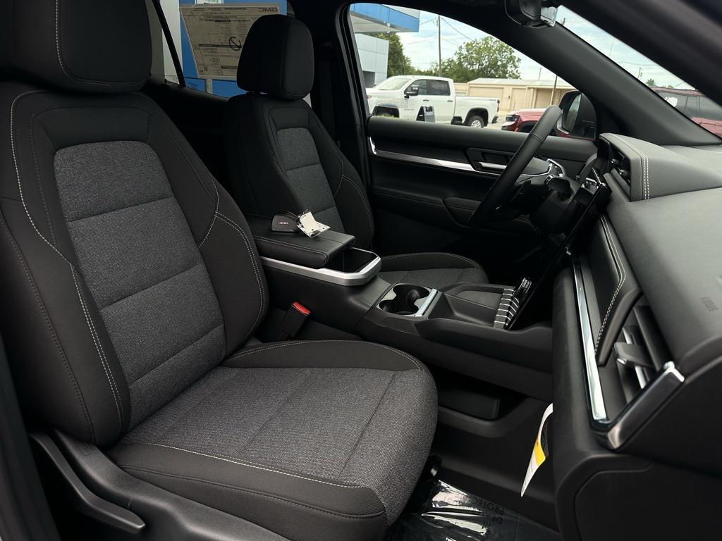 new 2026 GMC Terrain car, priced at $34,011