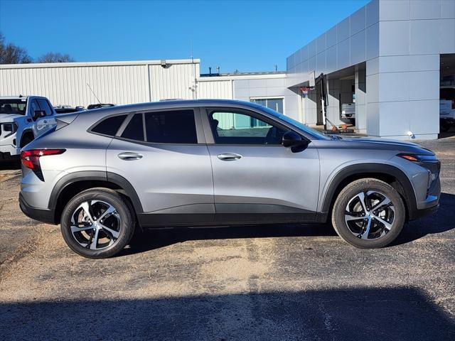 new 2025 Chevrolet Trax car, priced at $23,237