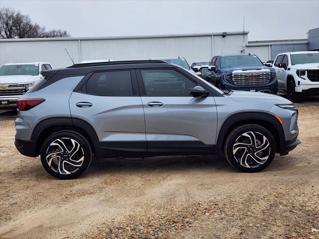 new 2025 Chevrolet TrailBlazer car, priced at $32,002