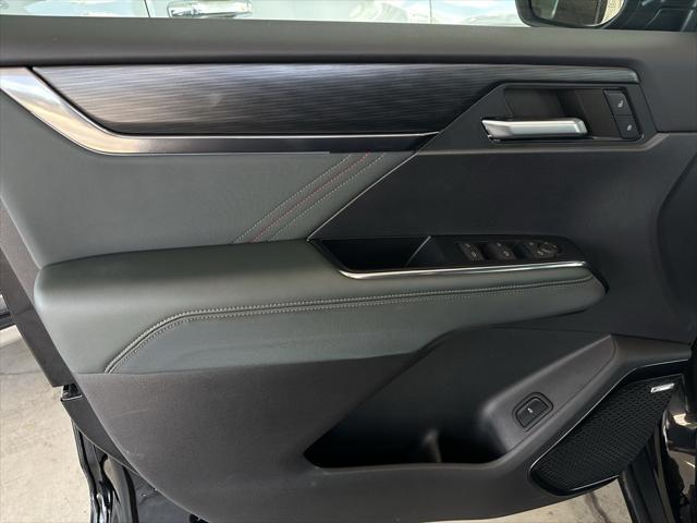 used 2024 GMC Acadia car, priced at $52,041