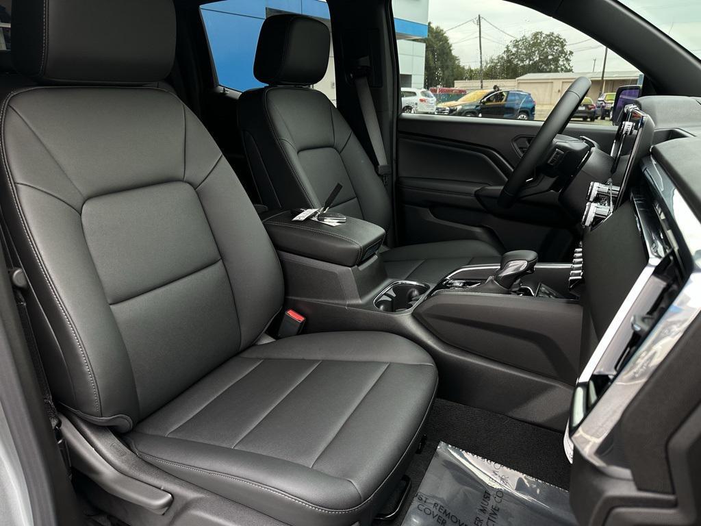 new 2026 GMC Canyon car, priced at $43,418