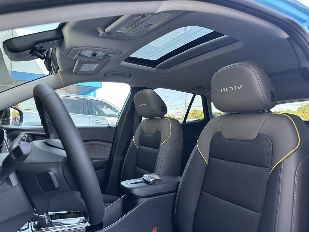 new 2025 Chevrolet Trax car, priced at $26,866