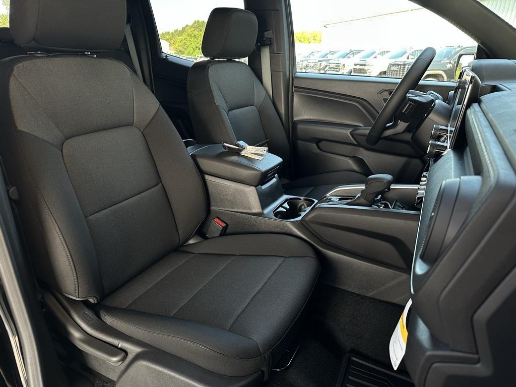 new 2026 Chevrolet Colorado car, priced at $33,150