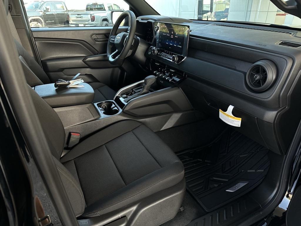 new 2026 Chevrolet Colorado car, priced at $33,150