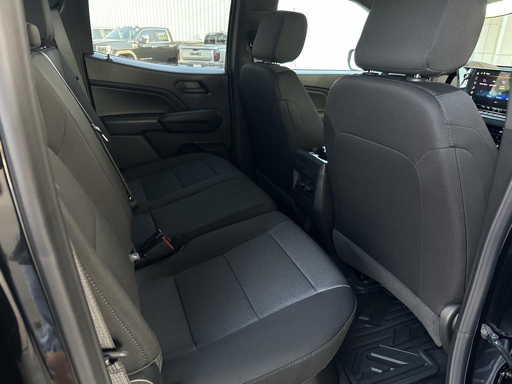 new 2026 Chevrolet Colorado car, priced at $33,150