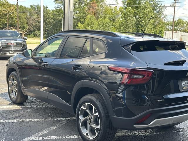 new 2025 Chevrolet Trax car, priced at $24,470