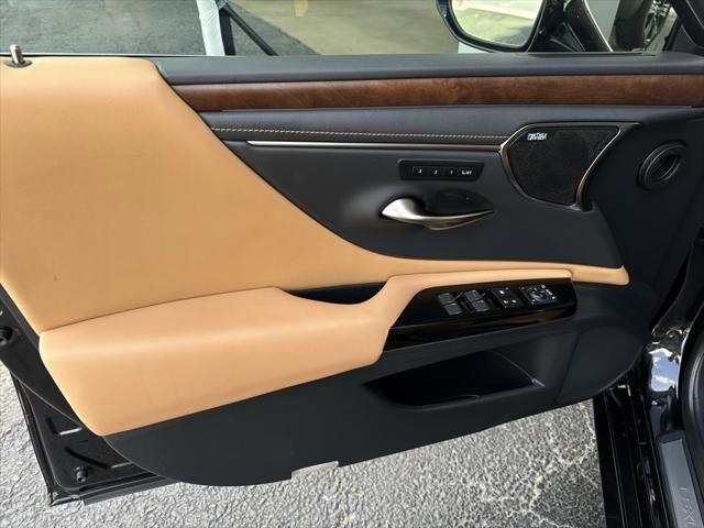 used 2024 Lexus ES 350 car, priced at $50,458