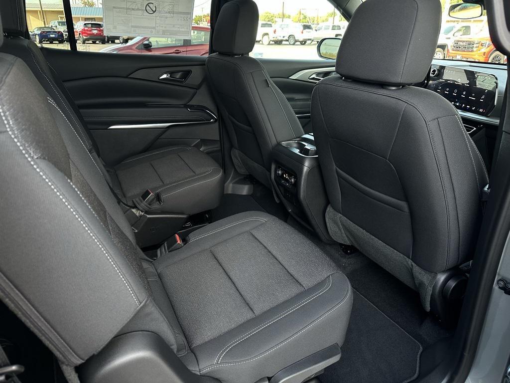 new 2026 Chevrolet Traverse car, priced at $40,568