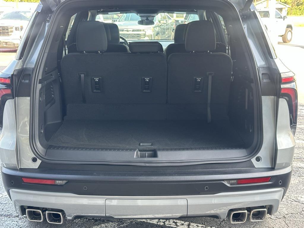 new 2026 Chevrolet Traverse car, priced at $40,568