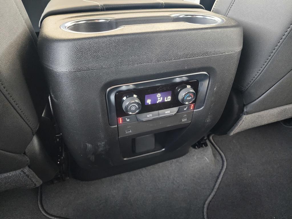 new 2025 Chevrolet Suburban car, priced at $73,107