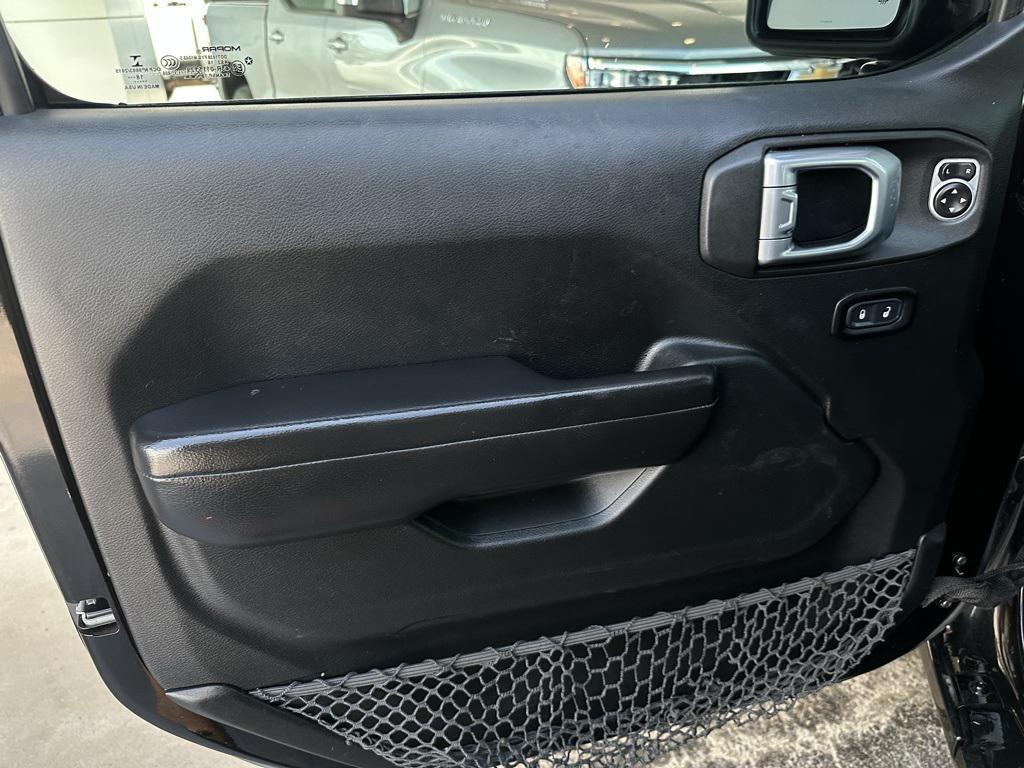 used 2018 Jeep Wrangler Unlimited car, priced at $27,947