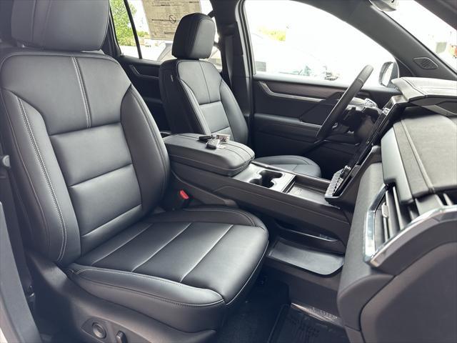 new 2025 GMC Acadia car, priced at $46,257