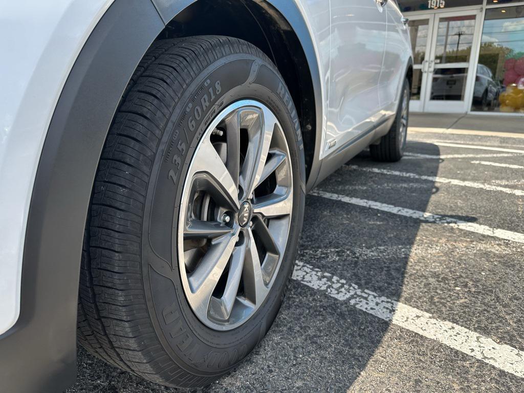 used 2020 Kia Sorento car, priced at $18,636