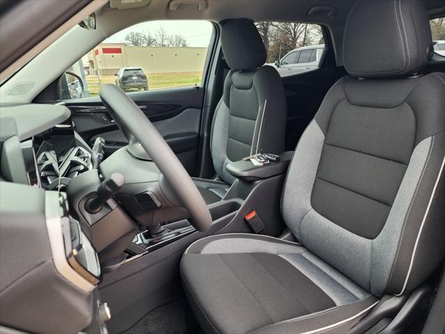 new 2025 Chevrolet TrailBlazer car, priced at $24,657