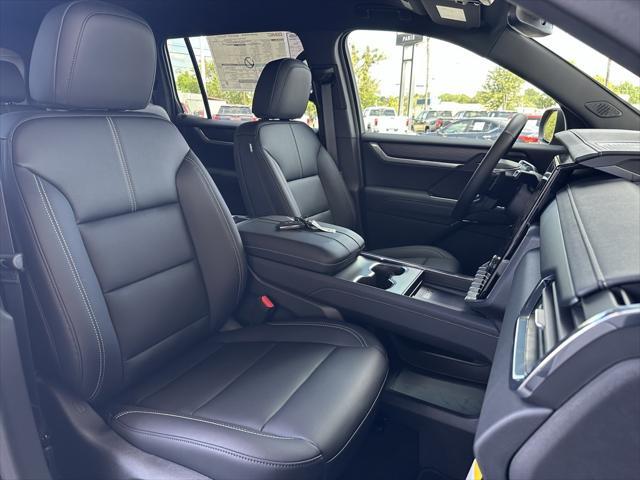 new 2025 GMC Acadia car, priced at $45,382