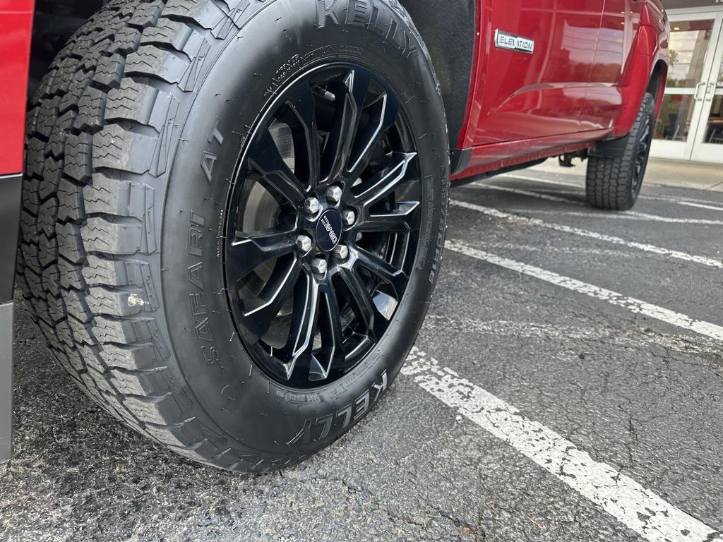 used 2022 GMC Canyon car, priced at $25,404