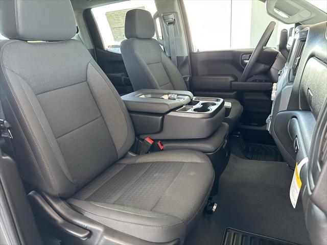 new 2025 GMC Sierra 1500 car, priced at $43,201