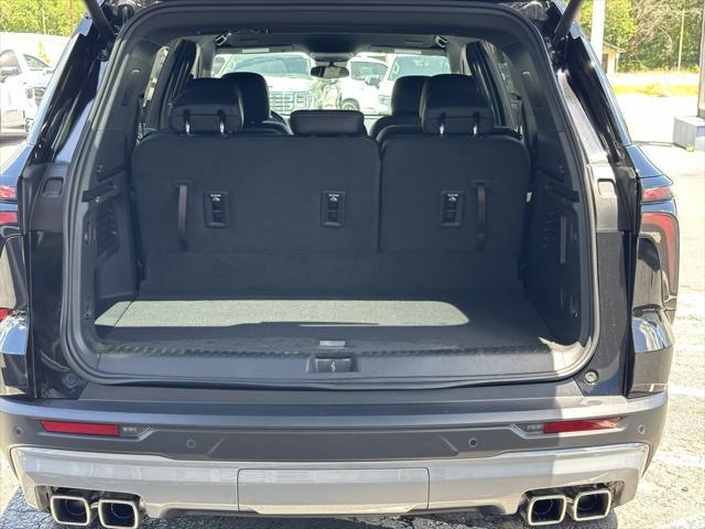 new 2025 Chevrolet Traverse car, priced at $45,269