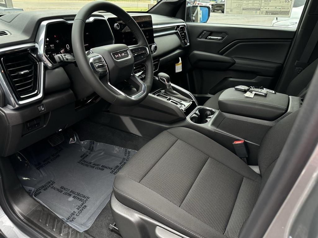 new 2025 GMC Canyon car, priced at $37,393