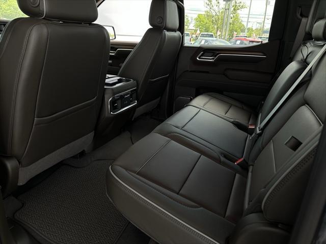 new 2025 GMC Sierra 1500 car, priced at $69,911