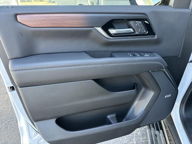 new 2025 GMC Yukon XL car, priced at $87,998