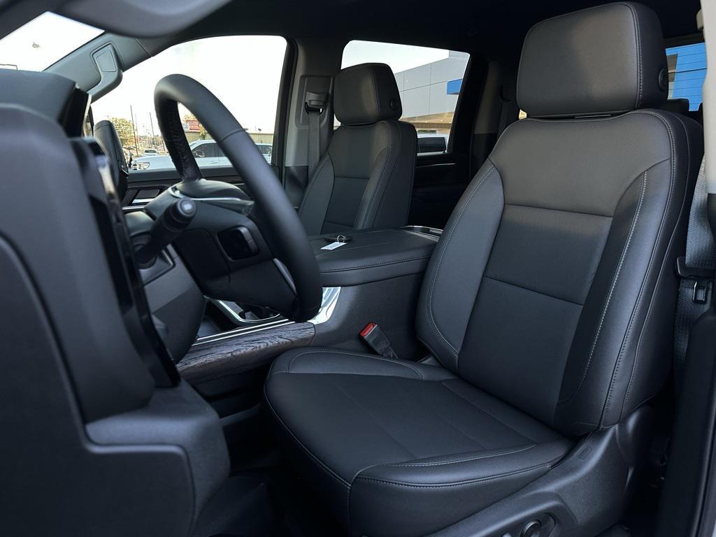 new 2026 GMC Sierra 2500 car, priced at $76,833