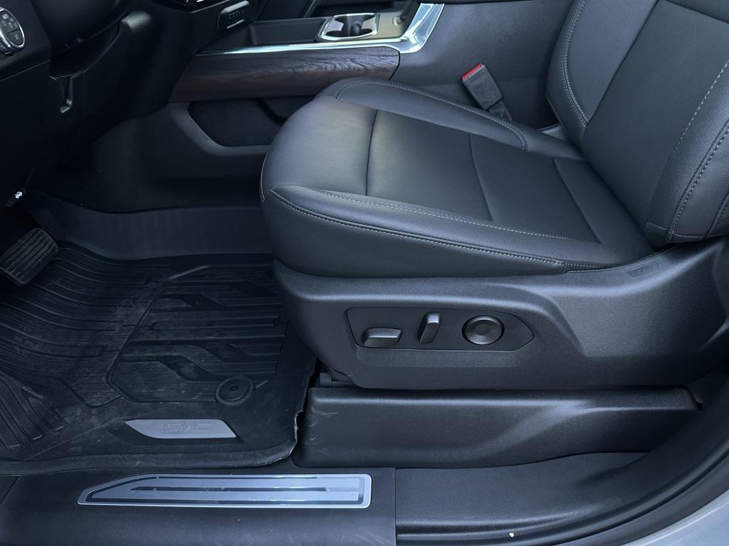 new 2026 GMC Sierra 2500 car, priced at $76,833