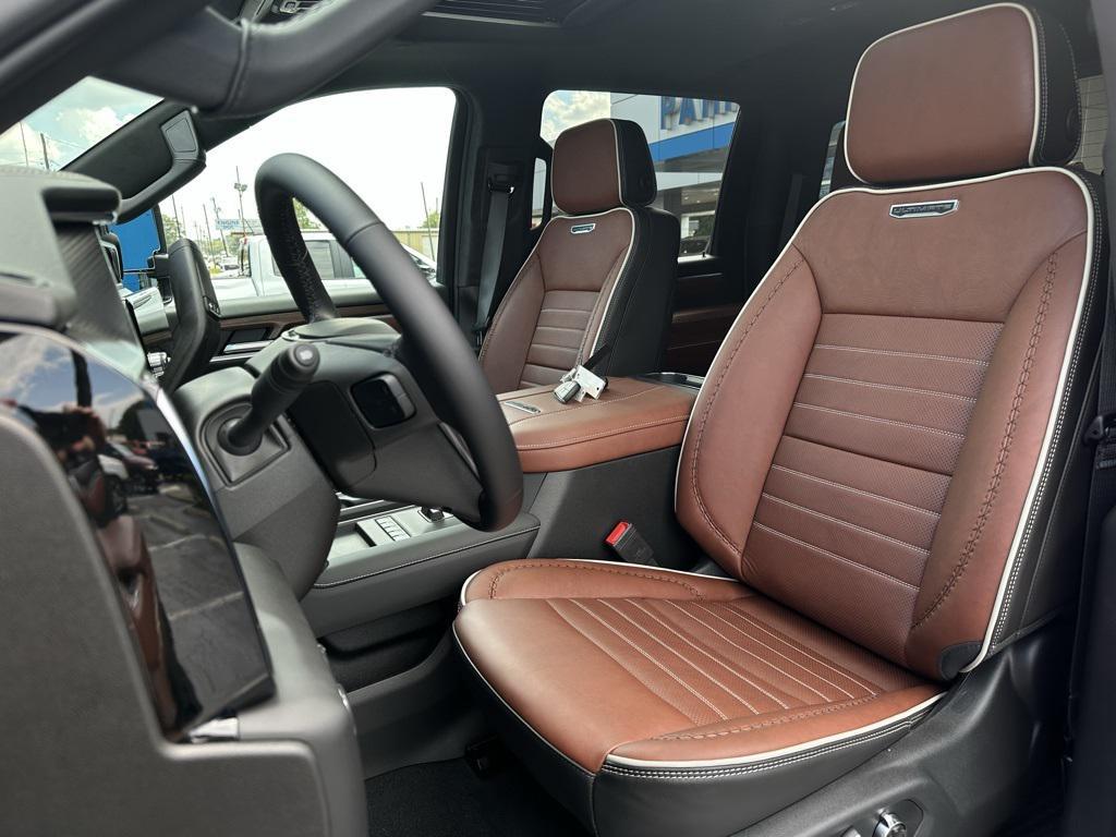 new 2025 GMC Sierra 2500 car, priced at $87,296