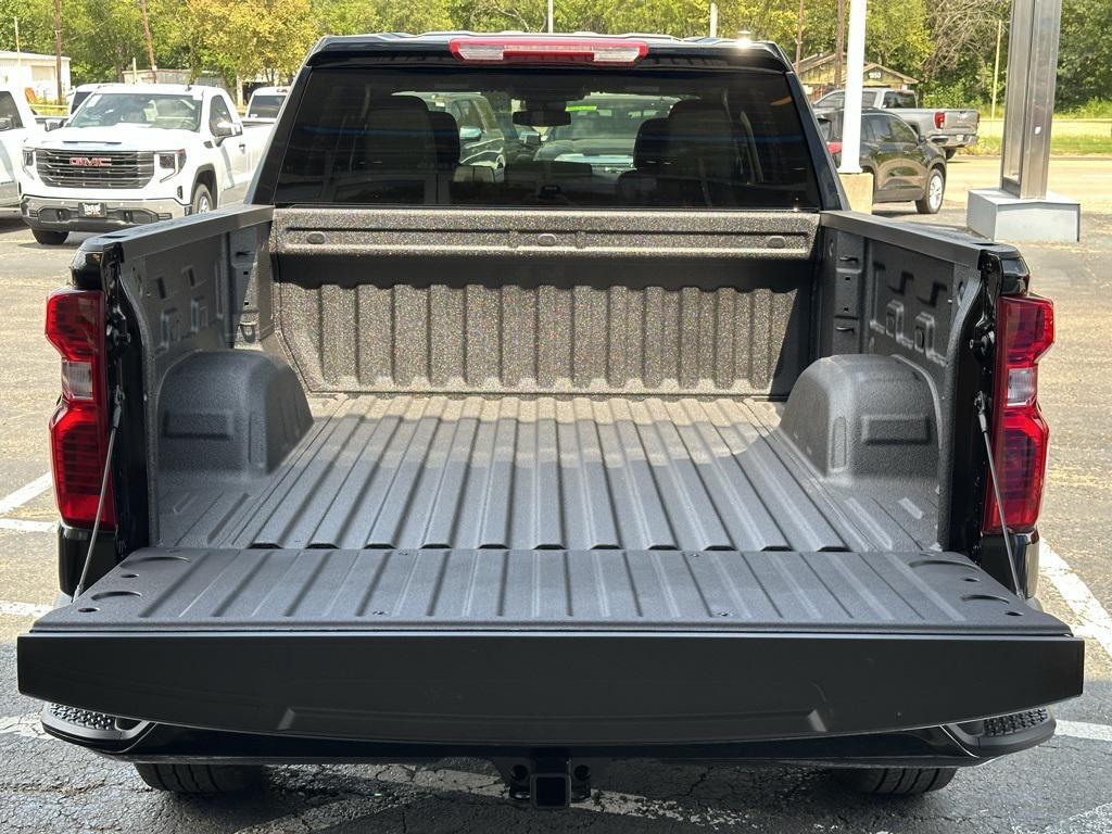 new 2025 Chevrolet Silverado 1500 car, priced at $43,644