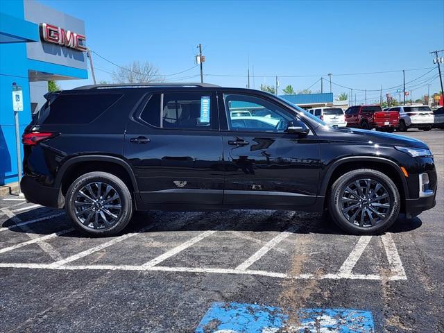 used 2023 Chevrolet Traverse car, priced at $39,102