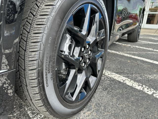 used 2024 Chevrolet Traverse car, priced at $54,358