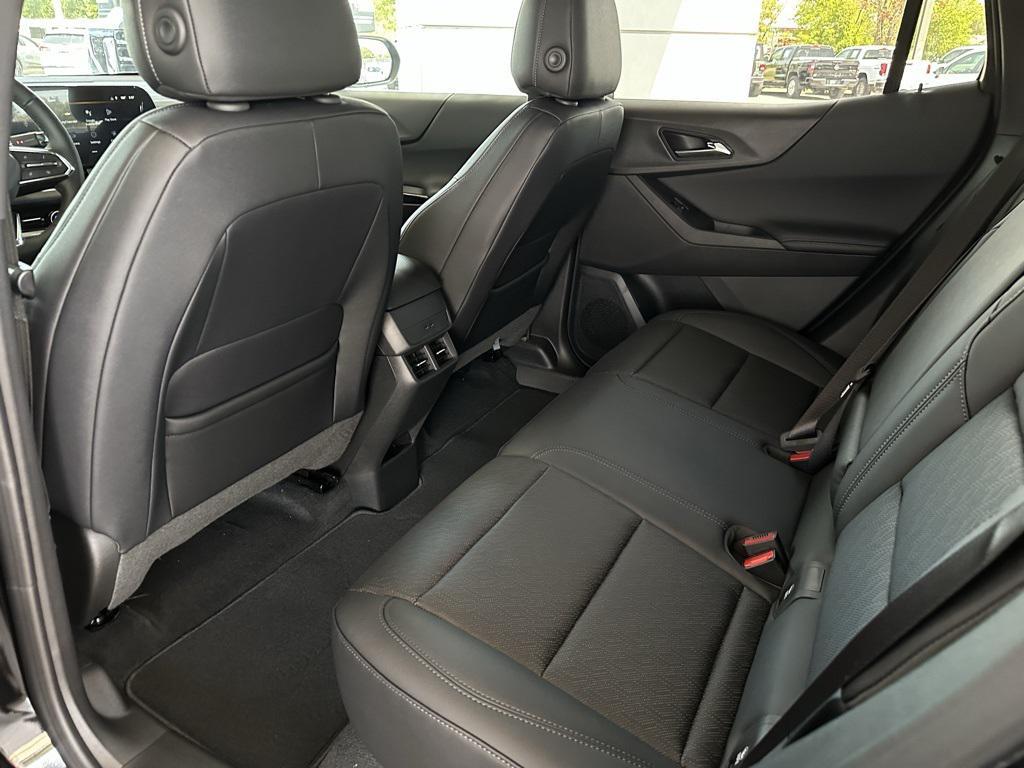 new 2026 Chevrolet Equinox car, priced at $32,756