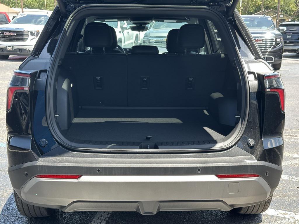 new 2026 Chevrolet Equinox car, priced at $32,756