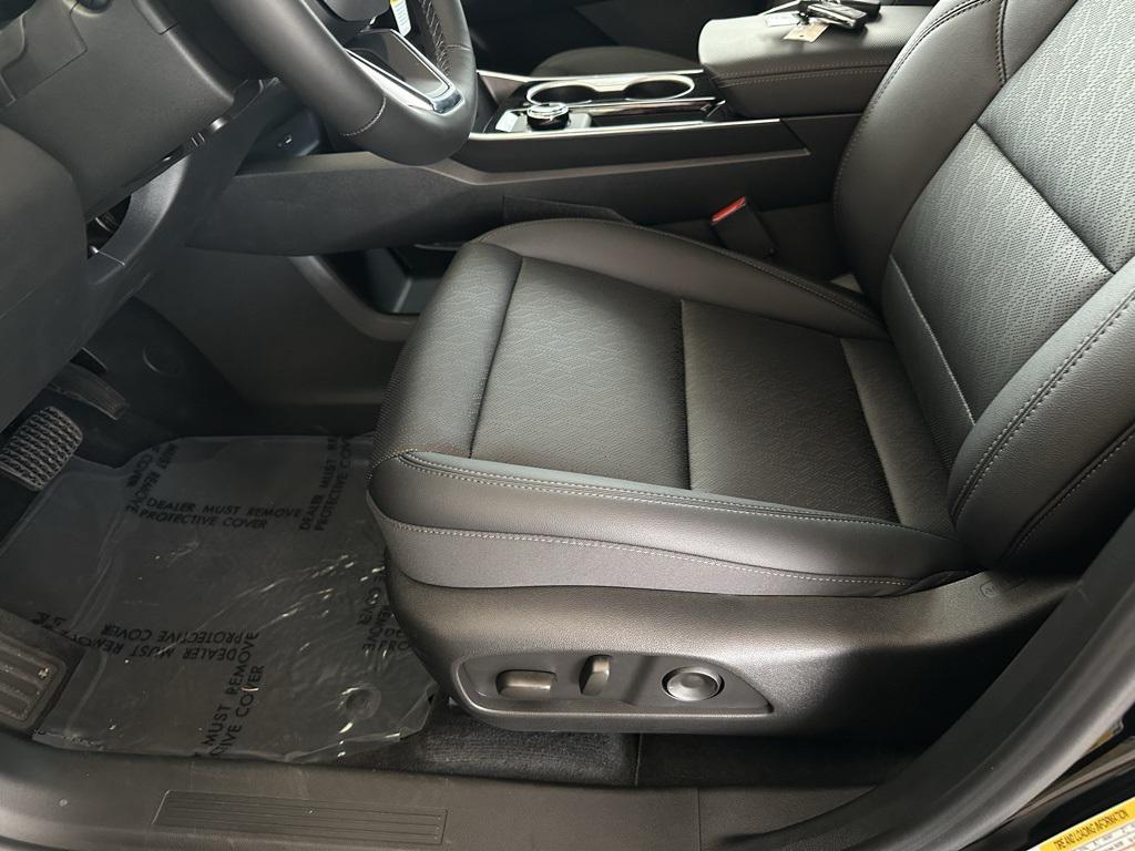 new 2026 Chevrolet Equinox car, priced at $32,756