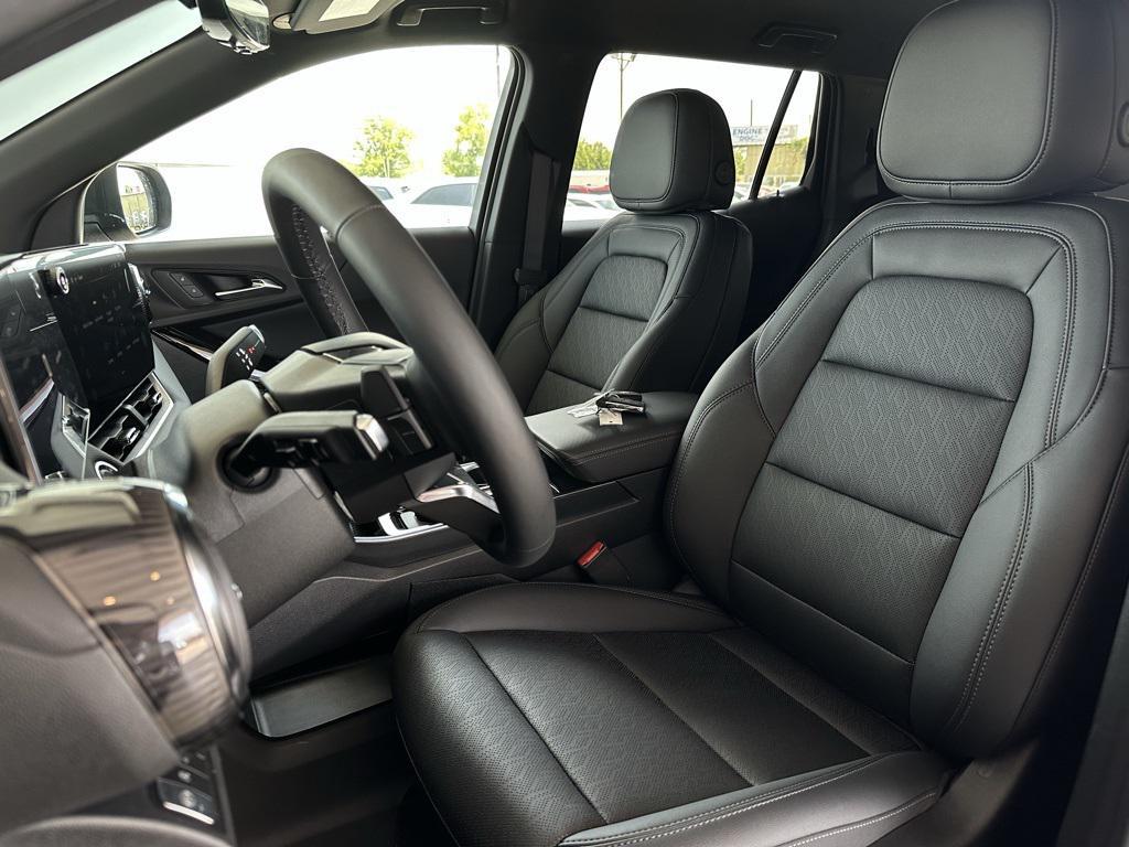 new 2026 Chevrolet Equinox car, priced at $32,756