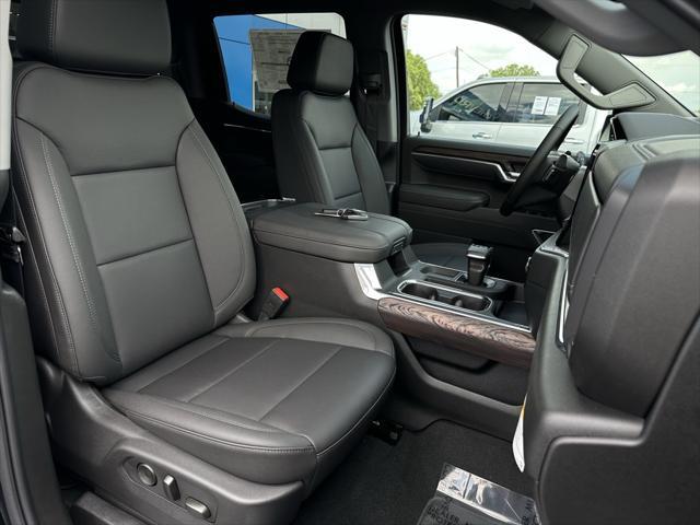 new 2025 GMC Sierra 1500 car, priced at $53,709