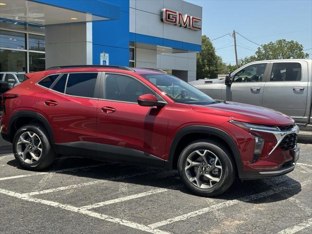 new 2025 Chevrolet Trax car, priced at $24,757