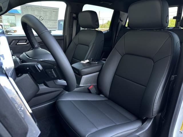 new 2025 GMC Canyon car, priced at $39,113