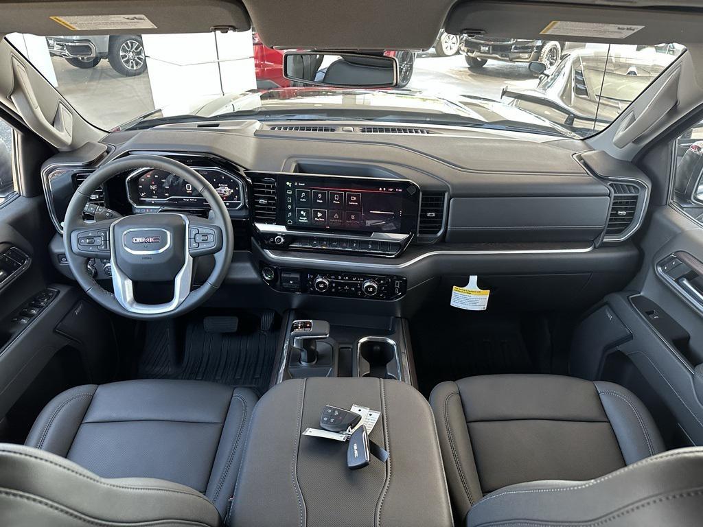new 2025 GMC Sierra 1500 car, priced at $54,901