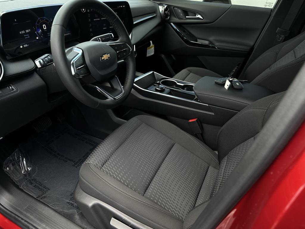 new 2026 Chevrolet Equinox car, priced at $30,498