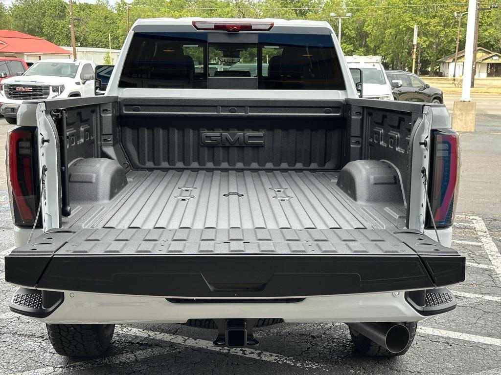 new 2025 GMC Sierra 2500 car, priced at $83,140