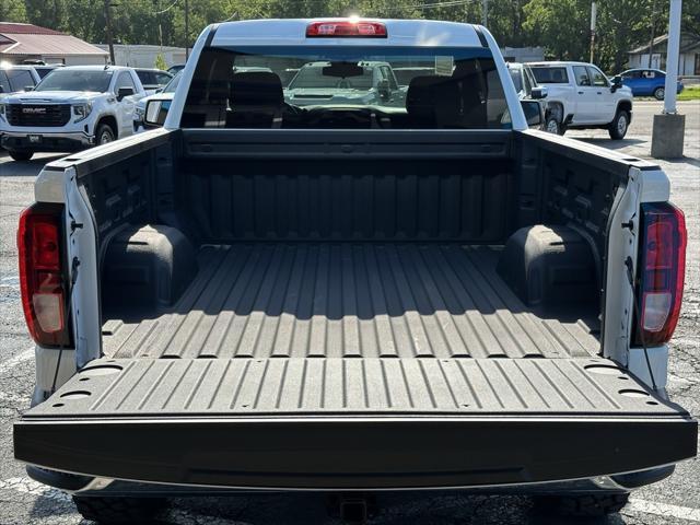 new 2025 GMC Sierra 1500 car, priced at $44,651