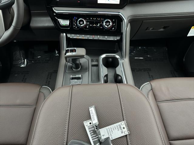 new 2025 GMC Sierra 1500 car, priced at $70,727