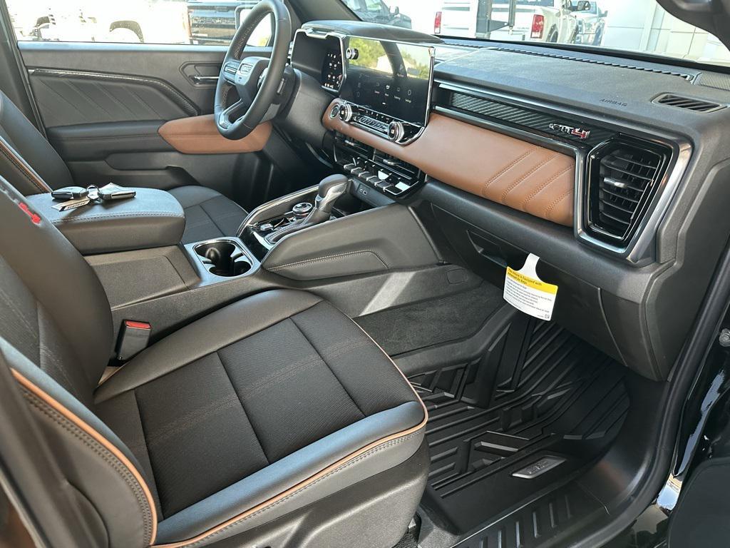 new 2025 GMC Canyon car, priced at $46,813