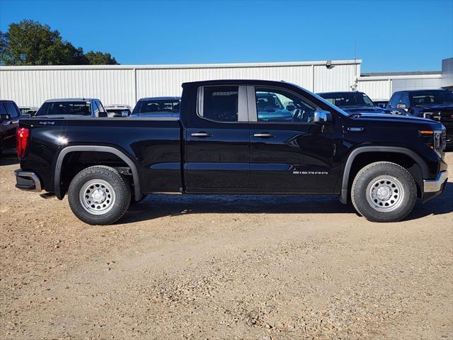 new 2025 GMC Sierra 1500 car, priced at $43,976