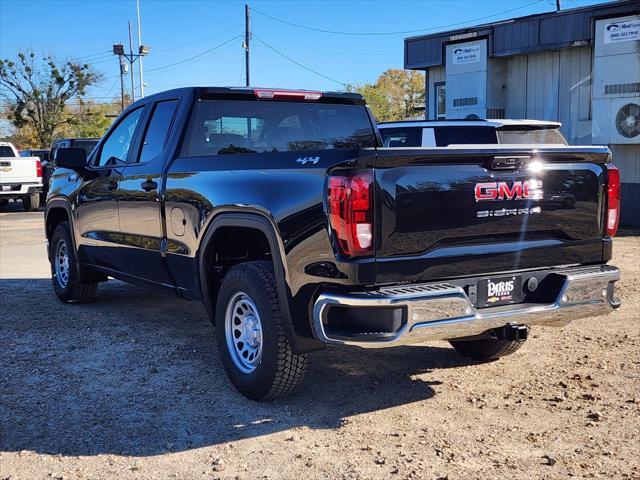 new 2025 GMC Sierra 1500 car, priced at $43,976