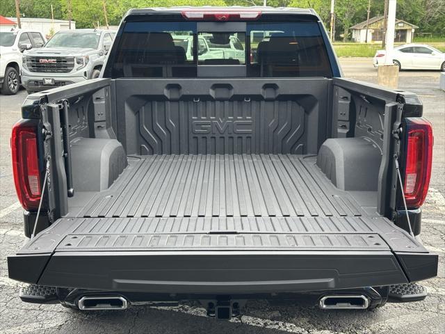 new 2025 GMC Sierra 1500 car, priced at $70,727