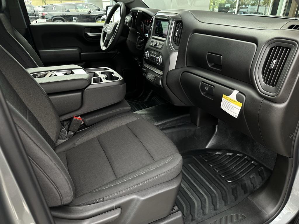 new 2026 GMC Sierra 1500 car, priced at $46,547